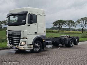 Strona kierowcy z przodu — DAF XF 480 6x2*4 z 2018 roku