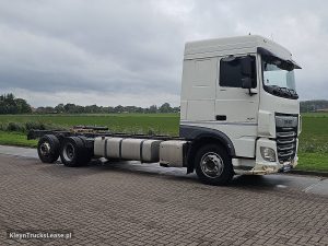Strona pasażera z przodu — DAF XF 480 6x2*4 z 2018 roku