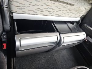 Wyposażenie specjalne wnętrza — DAF XF 480 FAR z 2017 roku