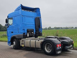 Strona kierowcy z tyłu — DAF XF 480 Intarder z 2020 roku