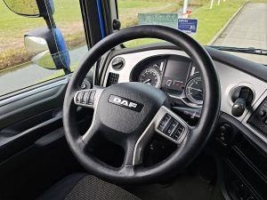 Wyposażenie specjalne wnętrza, ujęcie 2 — DAF XF 510 z 2013 roku