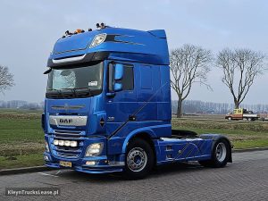 Strona kierowcy z przodu — DAF XF 510 z 2013 roku