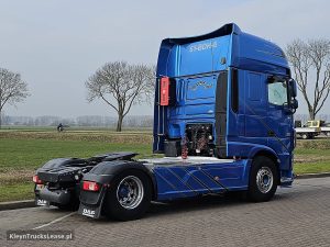 Strona pasażera z tyłu — DAF XF 510 z 2013 roku