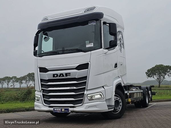 DAF XG 480 ZF-intarder z 2022 roku, system BDF z zagranicy — przód pojazdu