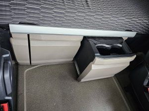 Wyposażenie specjalne wnętrza — DAF XG 480 ZF-intarder z 2022 roku