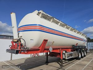 Przód pojazdu — Feldbinder KIP 60.3 GGVS/ADR z 2009 roku