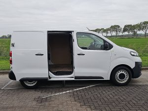 Drzwi boczne przestrzeni ładunkowej — Fiat E-SCUDO SOH 94.5% 136pk!! z 2022 roku