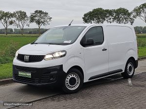 Strona kierowcy z przodu — Fiat E-SCUDO SOH 94.5% 136pk!! z 2022 roku