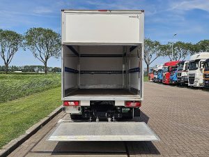 Przestrzeń ładunkowa — Ford TRANSIT 2.0 Bakwagen Laadklep! z 2023 roku