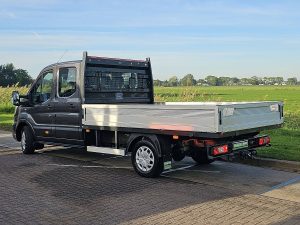 Strona kierowcy z tyłu — Ford TRANSIT 2.0 DUB.Cab Open-Laadbak z 2021 roku