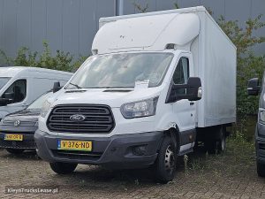 Przód pojazdu — Ford TRANSIT z 2017 roku