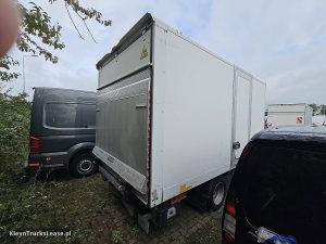 Strona pasażera z tyłu — Ford TRANSIT z 2017 roku