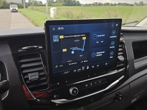 Wyposażenie specjalne wnętrza — Ford TRANSIT 330 L3H3 XL Navi Carplay z 2023 roku