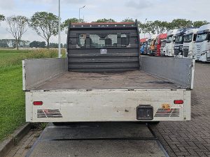 Przestrzeń ładunkowa — Ford TRANSIT 350 2.0 ECO 130 DL L4 z 2023 roku