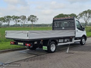 Strona pasażera z tyłu — Ford TRANSIT 350 2.0 ECO 130 DL L4 z 2023 roku
