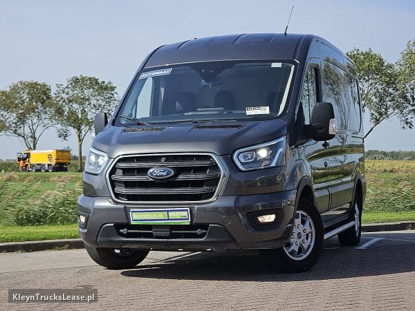Ford TRANSIT 350 ac automaat EURO6 z 2024 roku, blaszak z zagranicy — przód pojazdu
