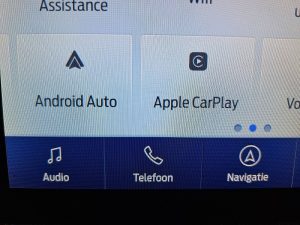Ekran z Apple CarPlay — Ford TRANSIT 350 ac EURO6 z 2020 roku