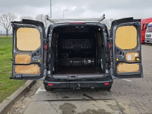 Przestrzeń ładunkowa — Ford TRANSIT CONNECT 1.5 L2 3 Zits Navi z 2021 roku