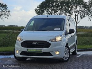 Przód pojazdu — Ford TRANSIT CONNECT 1.5 L2 ac EURO6 z 2023 roku