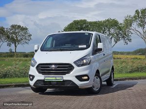 Przód pojazdu — Ford TRANSIT CUSTOM 2.0 ac navi EURO6 z 2024 roku