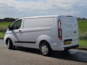 Strona kierowcy z tyłu — Ford TRANSIT CUSTOM 2.0 ac navi EURO6 z 2024 roku