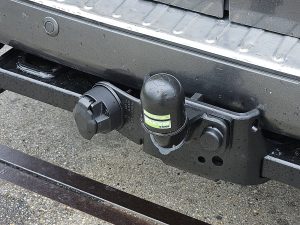 Hak holowniczy — Ford TRANSIT CUSTOM 2.0 DC MARGE EURO6 z 2017 roku