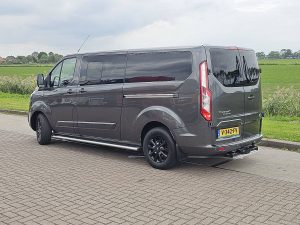 Strona kierowcy z tyłu — Ford TRANSIT CUSTOM 2.0 DC MARGE EURO6 z 2017 roku