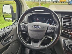 Wyposażenie specjalne wnętrza, ujęcie 2 — Ford TRANSIT CUSTOM 2.0 ECOBLUE 130 LIMITED z 2021 roku