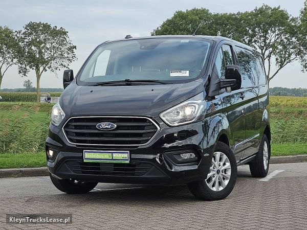 Ford TRANSIT CUSTOM 2.0 ECOBLUE 130 LIMITED z 2021 roku, blaszak z zagranicy — przód pojazdu