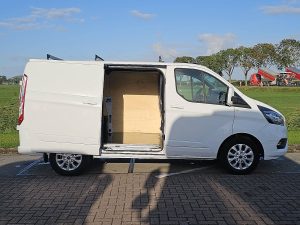 Drzwi boczne przestrzeni ładunkowej — Ford TRANSIT CUSTOM 2.0 ECOBLUE 130 LIMITED z 2022 roku