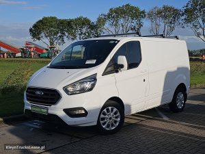 Strona kierowcy z przodu — Ford TRANSIT CUSTOM 2.0 ECOBLUE 130 LIMITED z 2022 roku