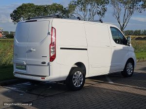 Strona pasażera z tyłu — Ford TRANSIT CUSTOM 2.0 ECOBLUE 130 LIMITED z 2022 roku