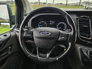 Wyposażenie specjalne wnętrza, ujęcie 2 — Ford TRANSIT CUSTOM 2.0 L2 SPORT Dub.Cabine! z 2019 roku