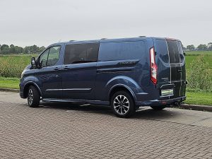 Strona kierowcy z tyłu — Ford TRANSIT CUSTOM 2.0 L2 SPORT Dub.Cabine! z 2019 roku