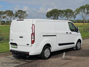 Strona pasażera z tyłu — Ford TRANSIT CUSTOM 2.0 L2H1 Navi Trekhaak z 2022 roku