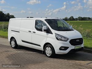 Strona pasażera z przodu — Ford TRANSIT CUSTOM 2.0 L2H1 Navi Trekhaak z 2022 roku