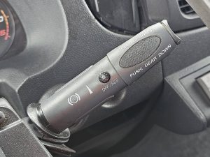 Wyposażenie specjalne wnętrza, ujęcie 2 — Iveco 120E22 EUROCARGO Airco WB430 6 Cyl z 2014 roku