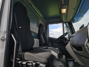 Wnętrze kabiny — Iveco 160E25 EUROCARGO CNG GAS PTO WB369 z 2026 roku