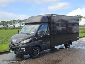 Strona kierowcy z przodu — Iveco DAILY 35 C z 2019 roku