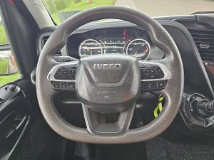 Wyposażenie specjalne wnętrza, ujęcie 2 — Iveco DAILY 35C12 Kipper Kist AC Euro6 z 2019 roku