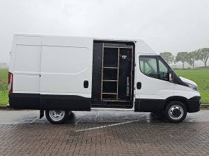 Drzwi boczne przestrzeni ładunkowej — Iveco DAILY 35C13 Dubbellucht L2H2 AC! z 2015 roku