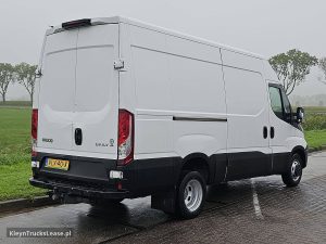 Strona pasażera z tyłu — Iveco DAILY 35C13 Dubbellucht L2H2 AC! z 2015 roku