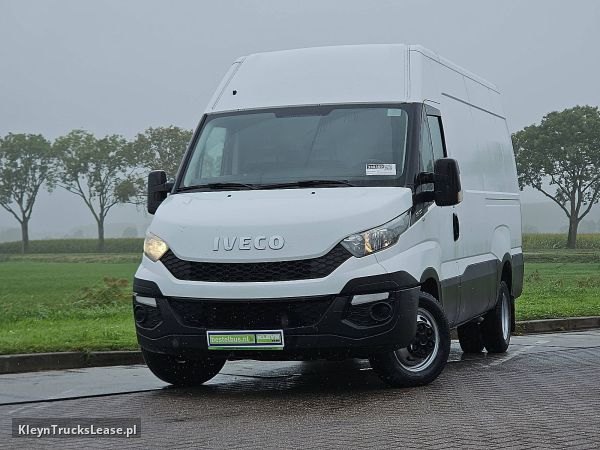 Iveco DAILY 35C13 Dubbellucht L2H2 AC! z 2015 roku, blaszak z zagranicy — przód pojazdu