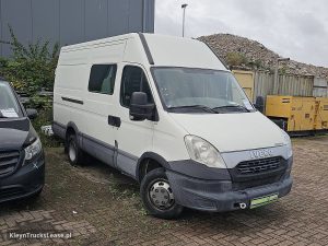 Strona pasażera z przodu — Iveco DAILY 35C13 L2H2 Dubbellucht DC! z 2012 roku