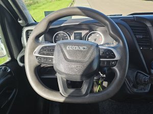 Wyposażenie specjalne wnętrza, ujęcie 2 — Iveco DAILY 35C16 3.0Ltr Kipper Kist ! z 2020 roku