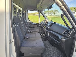 Wnętrze kabiny — Iveco DAILY 35C16 3.0Ltr Kipper Kist ! z 2021 roku