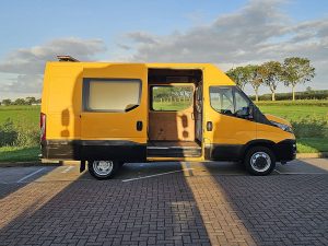 Drzwi boczne przestrzeni ładunkowej — Iveco DAILY 35C16 DL AUT. L2H2 z 2018 roku