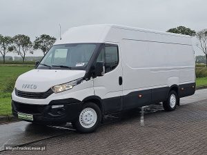Strona kierowcy z przodu — Iveco DAILY 35S12 MAXI EURO6 z 2018 roku