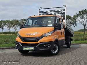 Przód pojazdu — Iveco DAILY 35S18 3.0L 3 Zijden kipper z 2024 roku