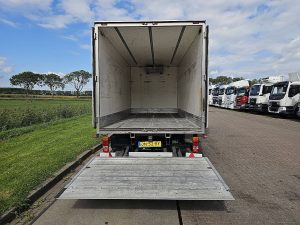 Przestrzeń ładunkowa — Iveco DAILY 40C15 koelwagen EURO6 z 2013 roku